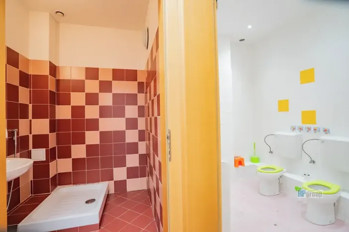 Pronájem obchodního prostoru, Praha - Hlubočepy, Hlubočepská, 104 m2