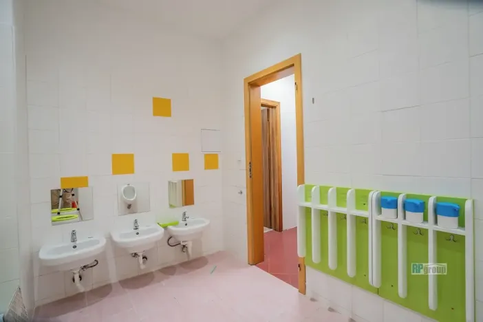 Pronájem obchodního prostoru, Praha - Hlubočepy, Hlubočepská, 104 m2