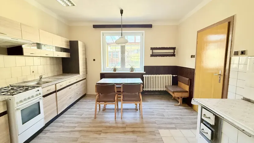 Prodej rodinného domu, Rataje - Sobělice, 160 m2