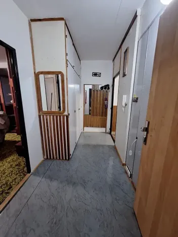 Pronájem bytu 2+1, Hrádek, 1. máje, 60 m2