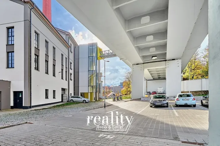Pronájem bytu 2+kk, Jihlava, Křižíkova, 92 m2