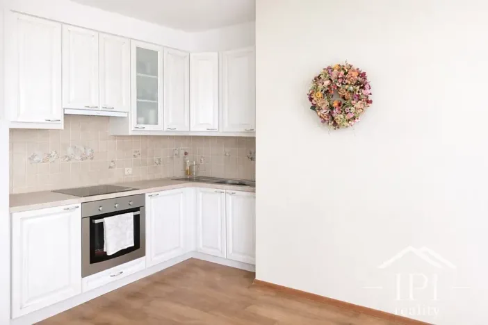 Pronájem bytu 4+kk, Praha - Vysočany, Kabešova, 90 m2