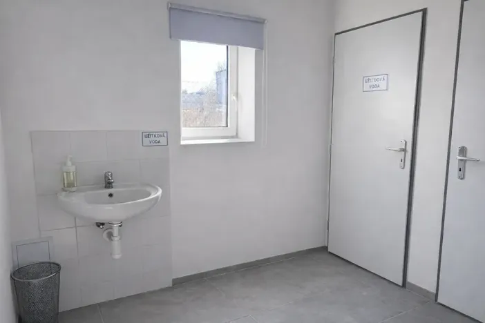 Prodej skladu, Mělník, 1210 m2