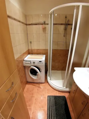 Prodej bytu 3+1, Pardubice, Karla IV., 76 m2