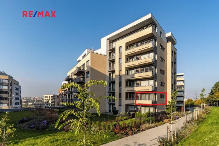 Pronájem bytu 1+kk, Praha - Chodov, Šternovská, 30 m2