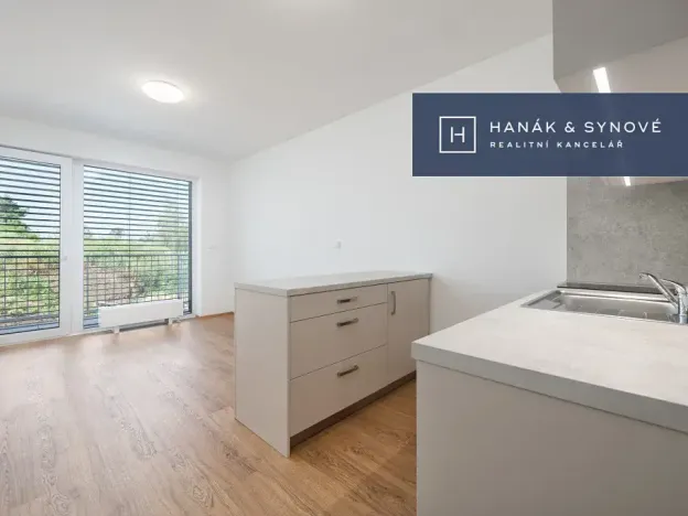 Pronájem bytu 1+kk, Pohořelice, U Kasáren, 27 m2