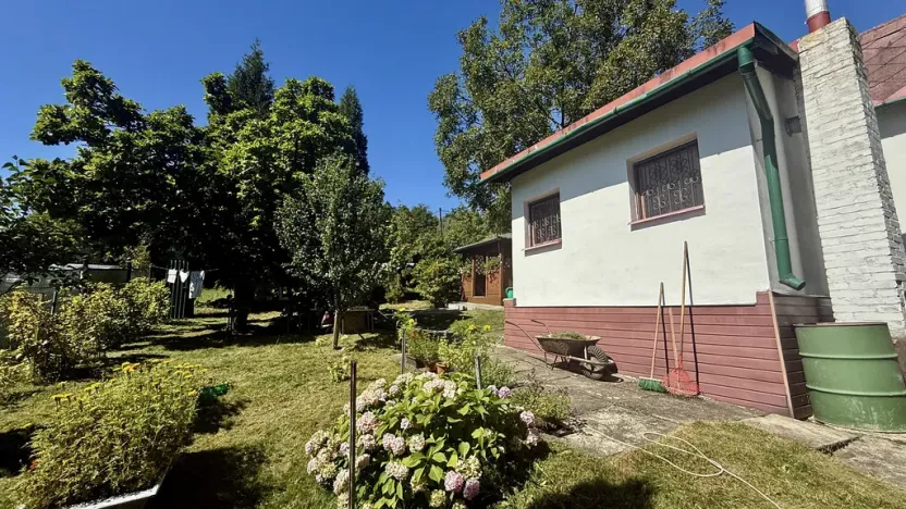 Prodej zahrady, Orlová, Dr. M. Tyrše, 1537 m2