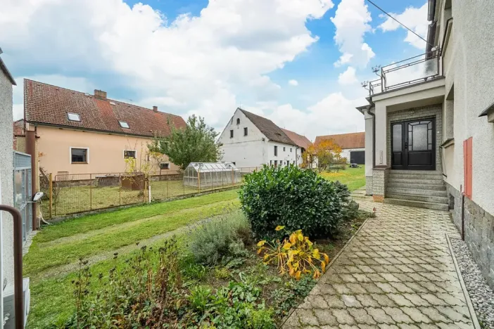 Prodej zemědělské usedlosti, Soběkury, 285 m2