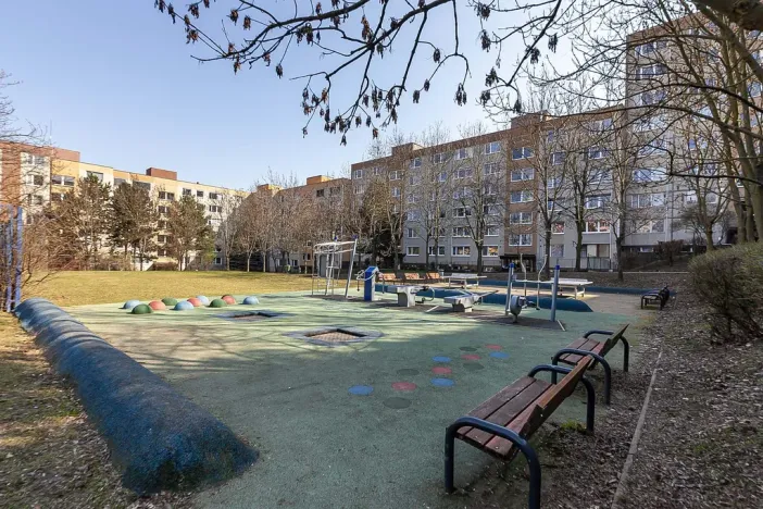Prodej bytu 3+1, Praha - Hlubočepy, Lamačova, 62 m2