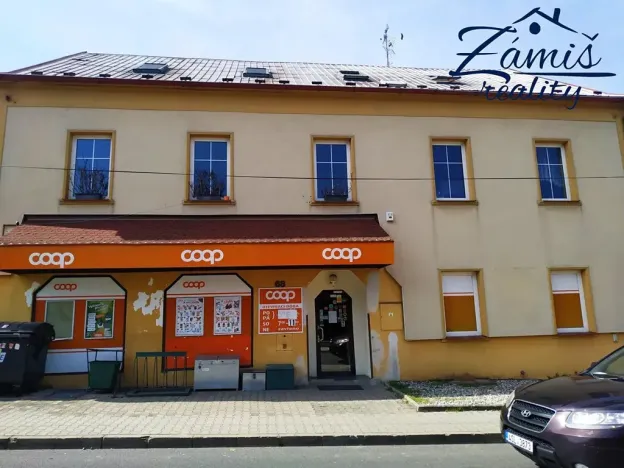 Pronájem bytu 1+kk, Lány, Berounská, 40 m2