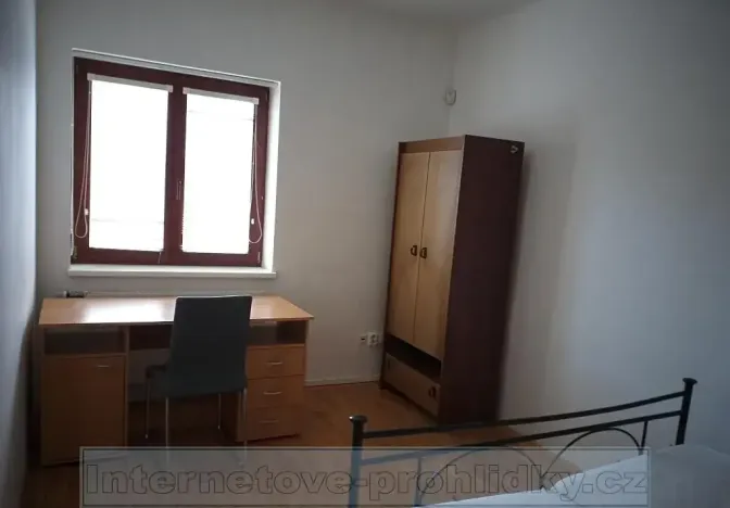 Pronájem pokoje, Praha - Smíchov, K vodojemu, 12 m2