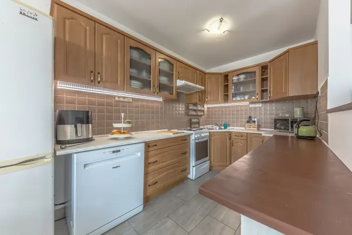 Prodej bytu 4+kk, Dobrovice, Husova ulice, 85 m2