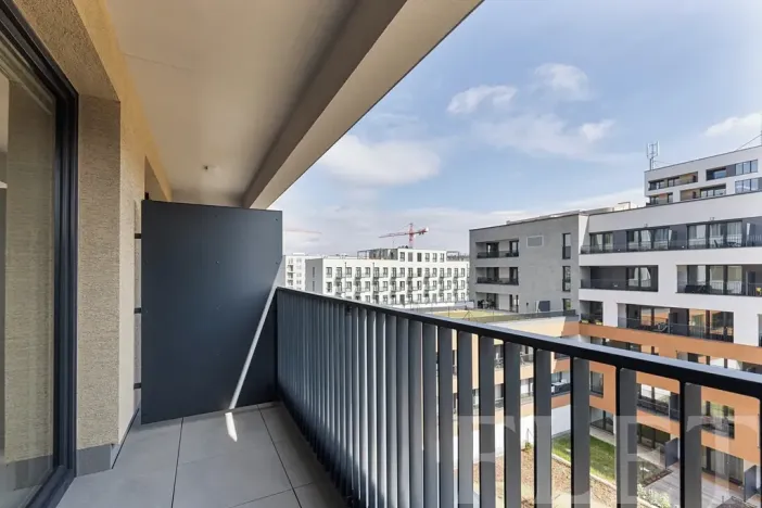 Pronájem bytu 1+kk, Praha - Hloubětín, Poděbradská, 30 m2