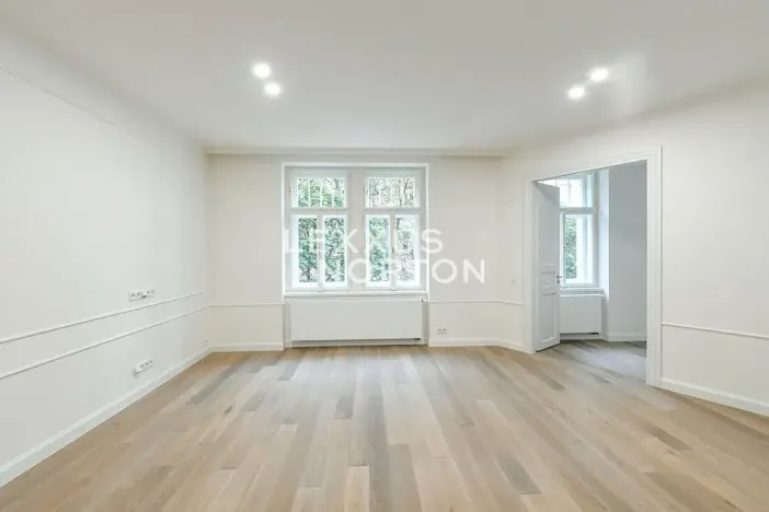 Pronájem bytu 4+kk, Praha - Vinohrady, náměstí Jiřího z Poděbrad, 118 m2