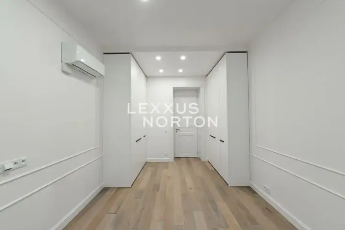 Pronájem bytu 4+kk, Praha - Vinohrady, náměstí Jiřího z Poděbrad, 118 m2