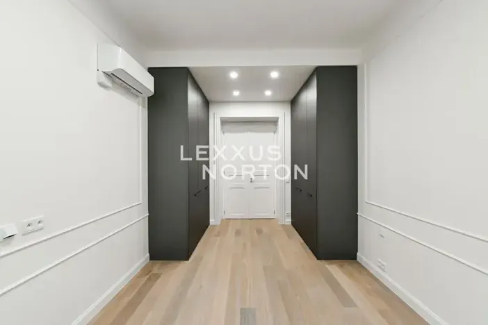 Pronájem bytu 4+kk, Praha - Vinohrady, náměstí Jiřího z Poděbrad, 118 m2