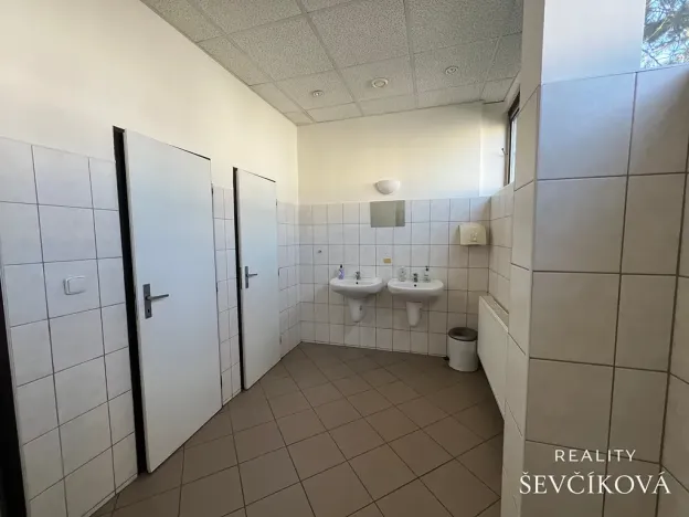 Pronájem kanceláře, Hradec Králové, Ječná, 18 m2