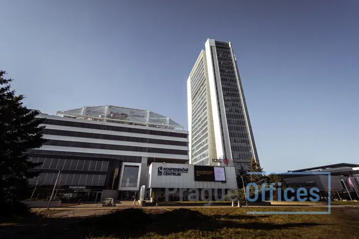 Pronájem kanceláře, Praha - Nusle, Na strži, 350 m2