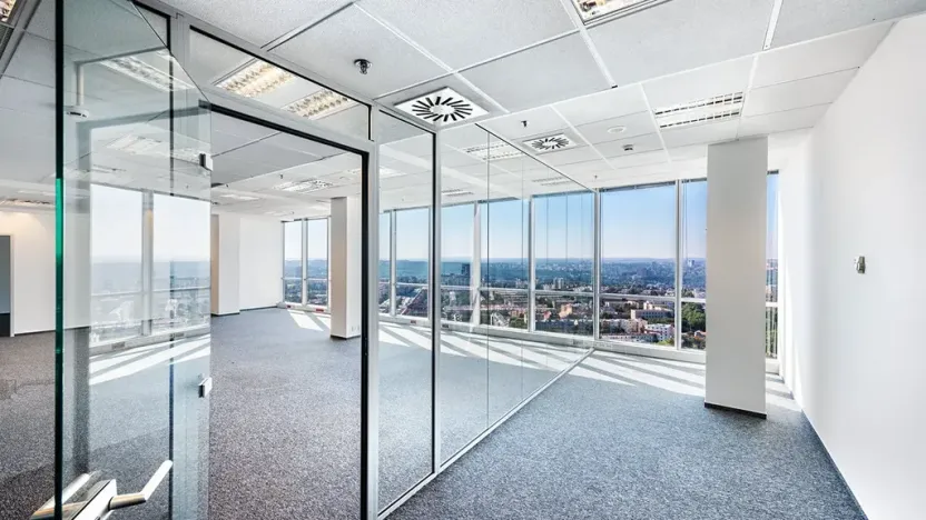 Pronájem kanceláře, Praha - Nusle, Na strži, 350 m2