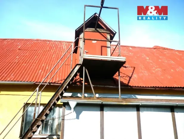 Prodej rodinného domu, Kostelec nad Černými lesy - Kostelec nad Černými Lesy, Pražská, 450 m2