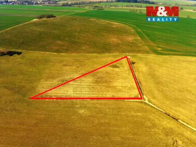 Prodej pole, Kladruby, 18948 m2