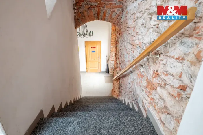 Prodej obchodního prostoru, České Budějovice - České Budějovice 1, Hradební, 615 m2