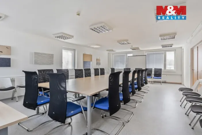 Pronájem kanceláře, Buštěhrad, U Panelárny, 30 m2