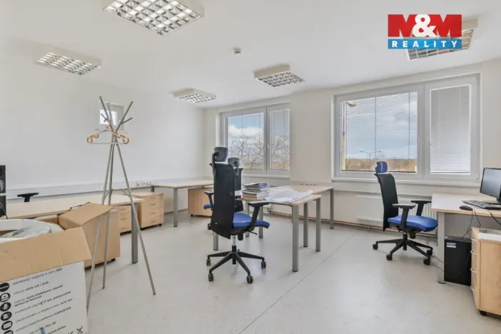Pronájem kanceláře, Buštěhrad, U Panelárny, 30 m2