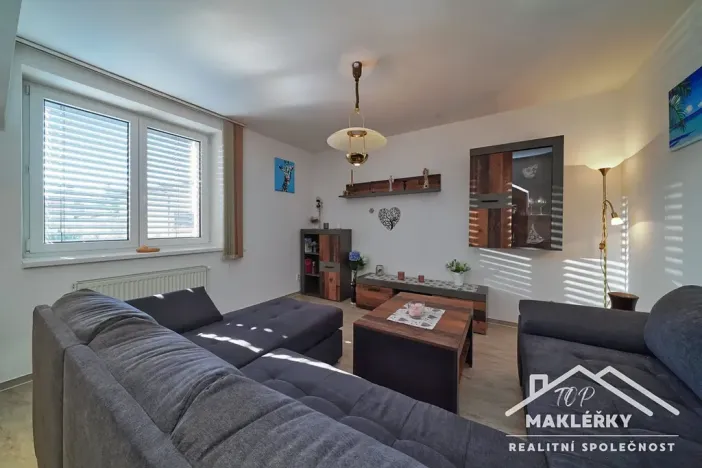 Prodej rodinného domu, Zásmuky, Sladkovského, 186 m2