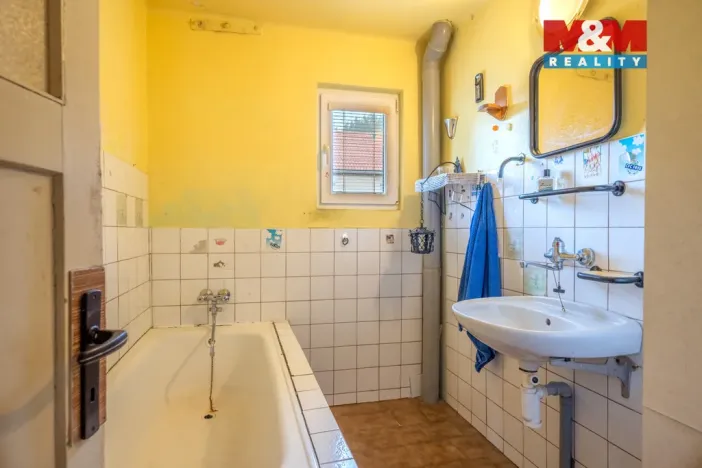 Prodej rodinného domu, Loučovice, 210 m2