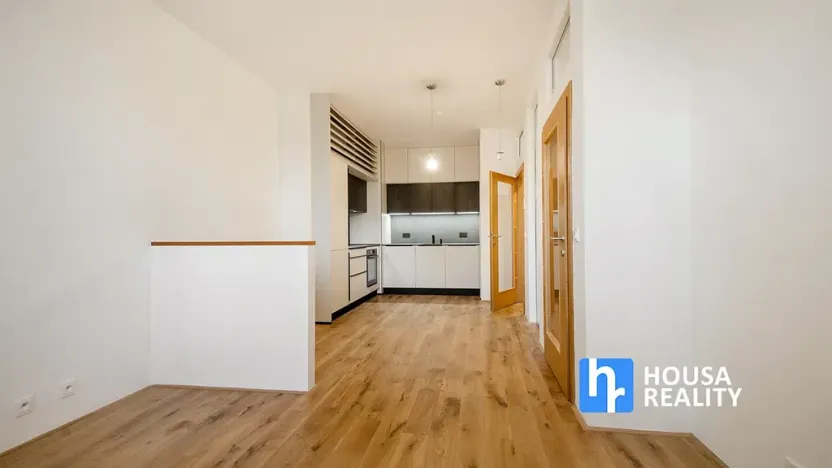 Pronájem bytu 2+kk, Praha - Nusle, Lumírova, 56 m2