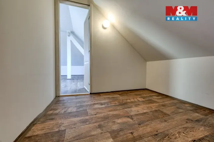 Prodej bytu 4+kk, Vejprnice, Dukelská, 108 m2