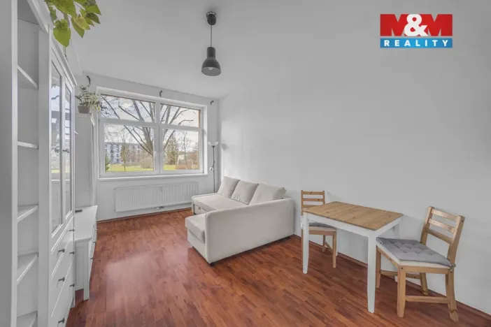 Prodej bytu 3+kk, Milovice - Mladá, Slepá, 67 m2