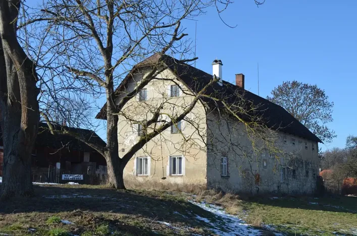 Prodej zemědělské usedlosti, Sezemice, 200 m2
