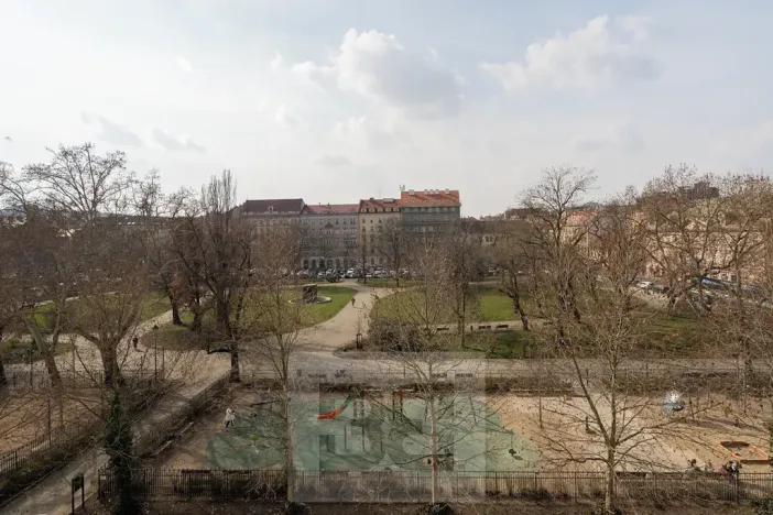 Pronájem bytu 2+kk, Praha - Karlín, Karlínské náměstí, 73 m2