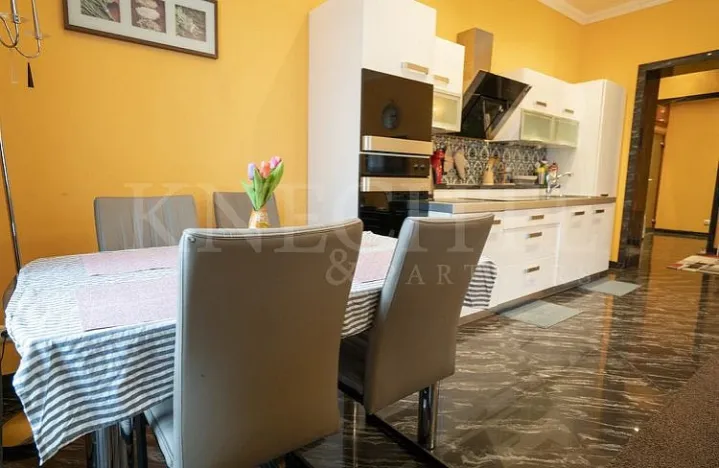 Prodej bytu 3+kk, Karlovy Vary, Na Vyhlídce, 94 m2