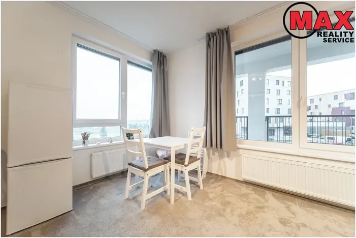 Pronájem bytu 1+kk, Praha - Ruzyně, Stočesova, 35 m2