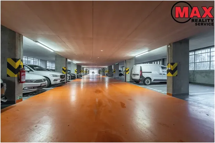 Pronájem bytu 1+kk, Praha - Ruzyně, Stočesova, 35 m2