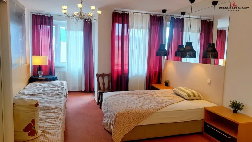 Pronájem bytu 1+kk, Praha - Střížkov, Makedonská, 35 m2