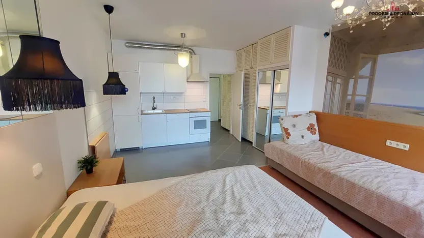 Pronájem bytu 1+kk, Praha - Střížkov, Makedonská, 35 m2