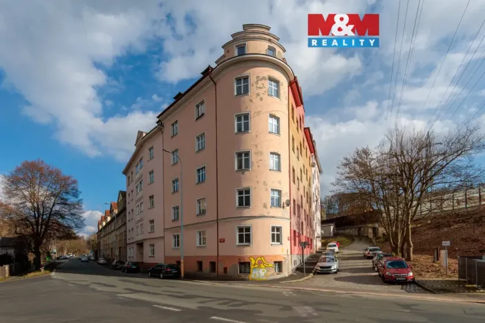 Prodej bytu 1+1, Karlovy Vary, Mattoniho nábřeží, 45 m2