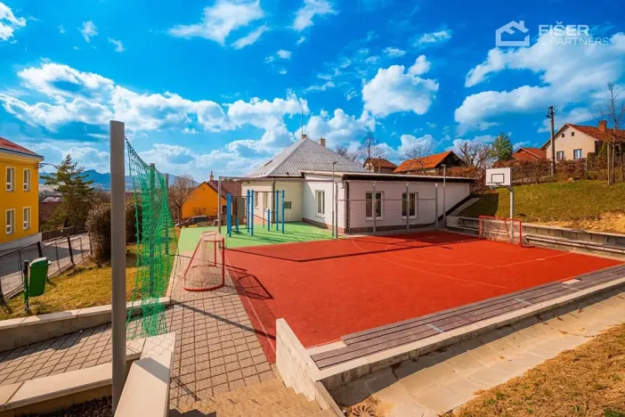 Prodej pozemku pro bydlení, Police, 884 m2