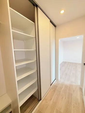 Pronájem bytu 1+1, Liberec, Bezová, 39 m2