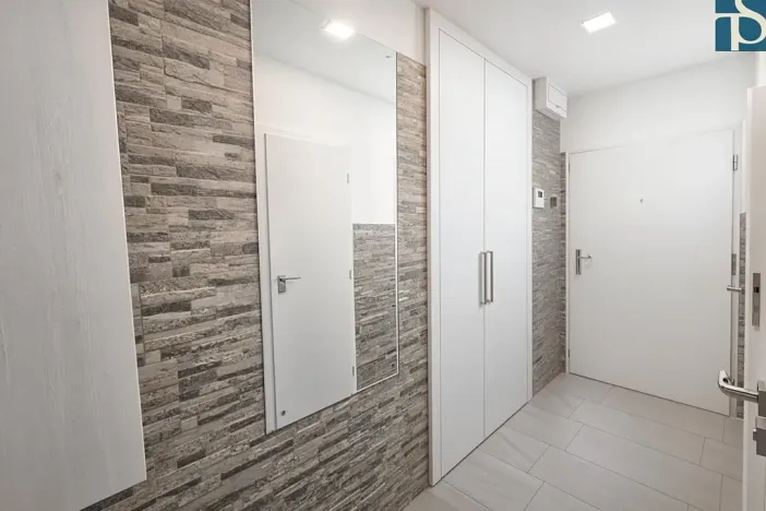 Pronájem bytu 3+1, Praha - Braník, Žalmanova, 67 m2