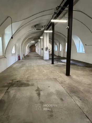 Pronájem skladu, Hajany, 900 m2