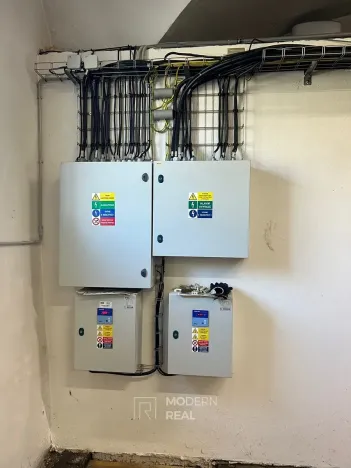 Pronájem skladu, Hajany, 900 m2