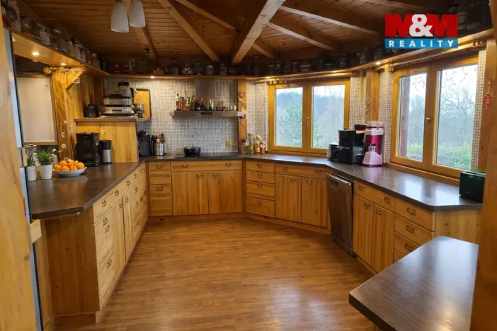 Prodej rodinného domu, Blatno - Mezihoří, 300 m2