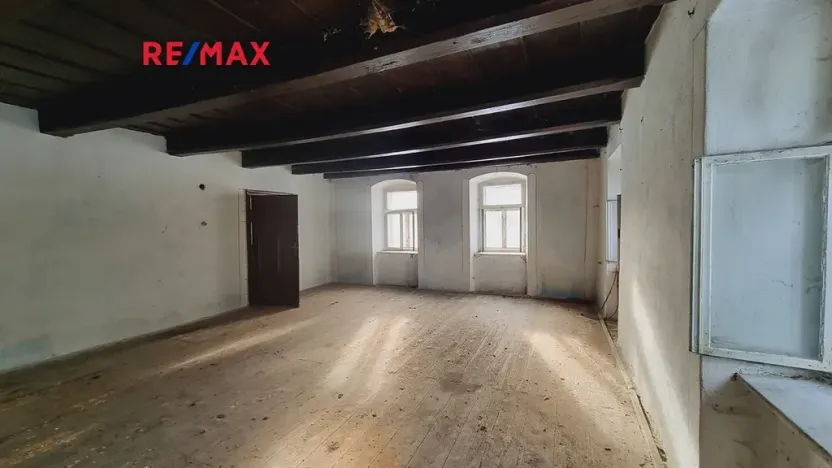 Prodej rodinného domu, Slatina, 215 m2