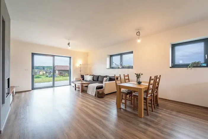 Prodej rodinného domu, Kornatice, 270 m2