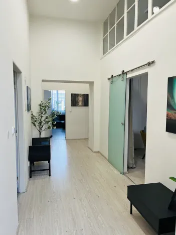 Pronájem kanceláře, Praha, 95 m2